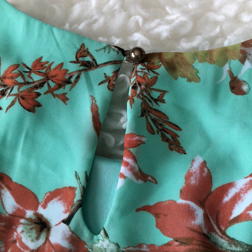 Lovely floral dress 👗 - Picture 5 of 8